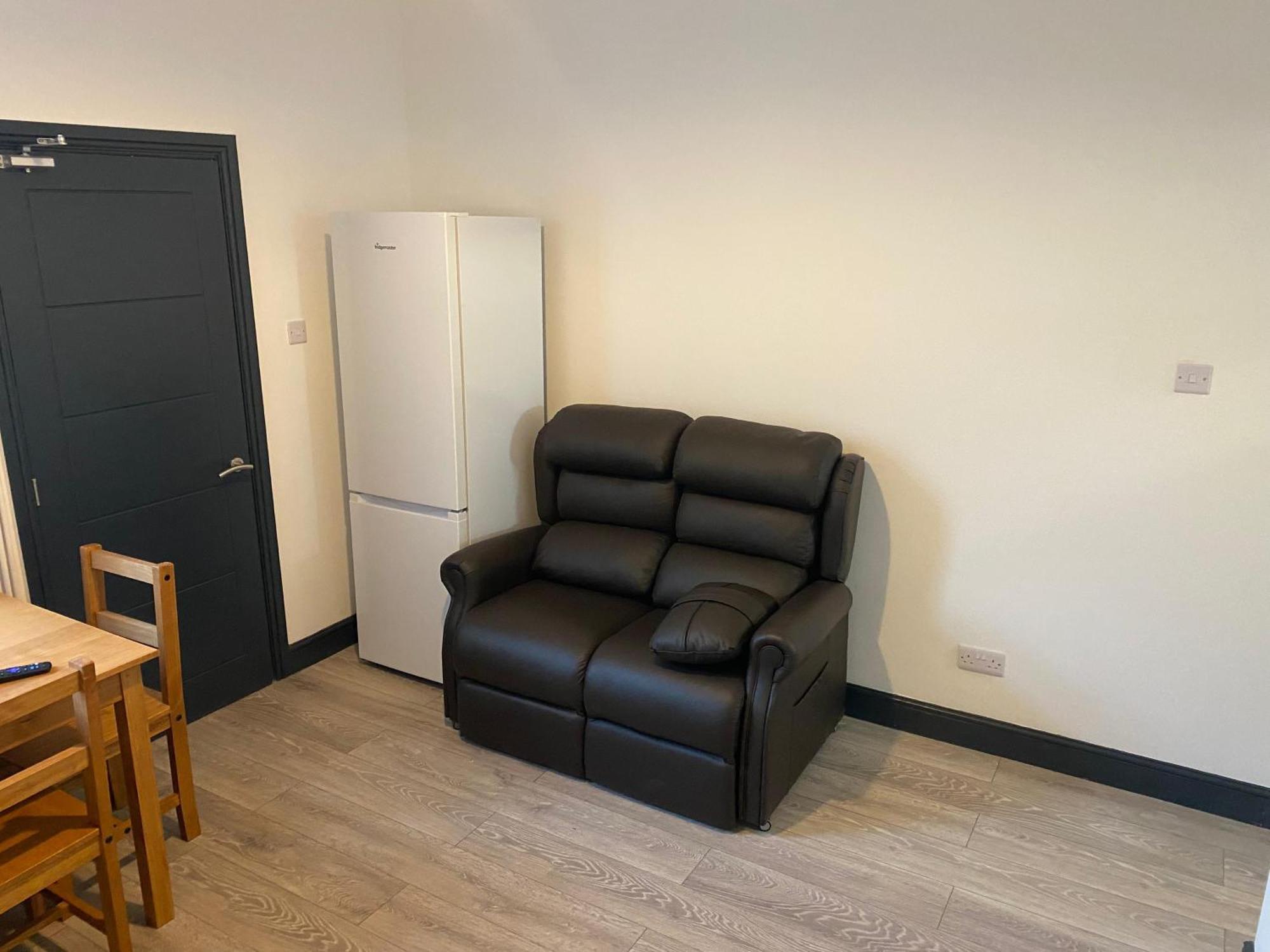 Houghton Guest House 1 Stoke-on-Trent Екстериор снимка