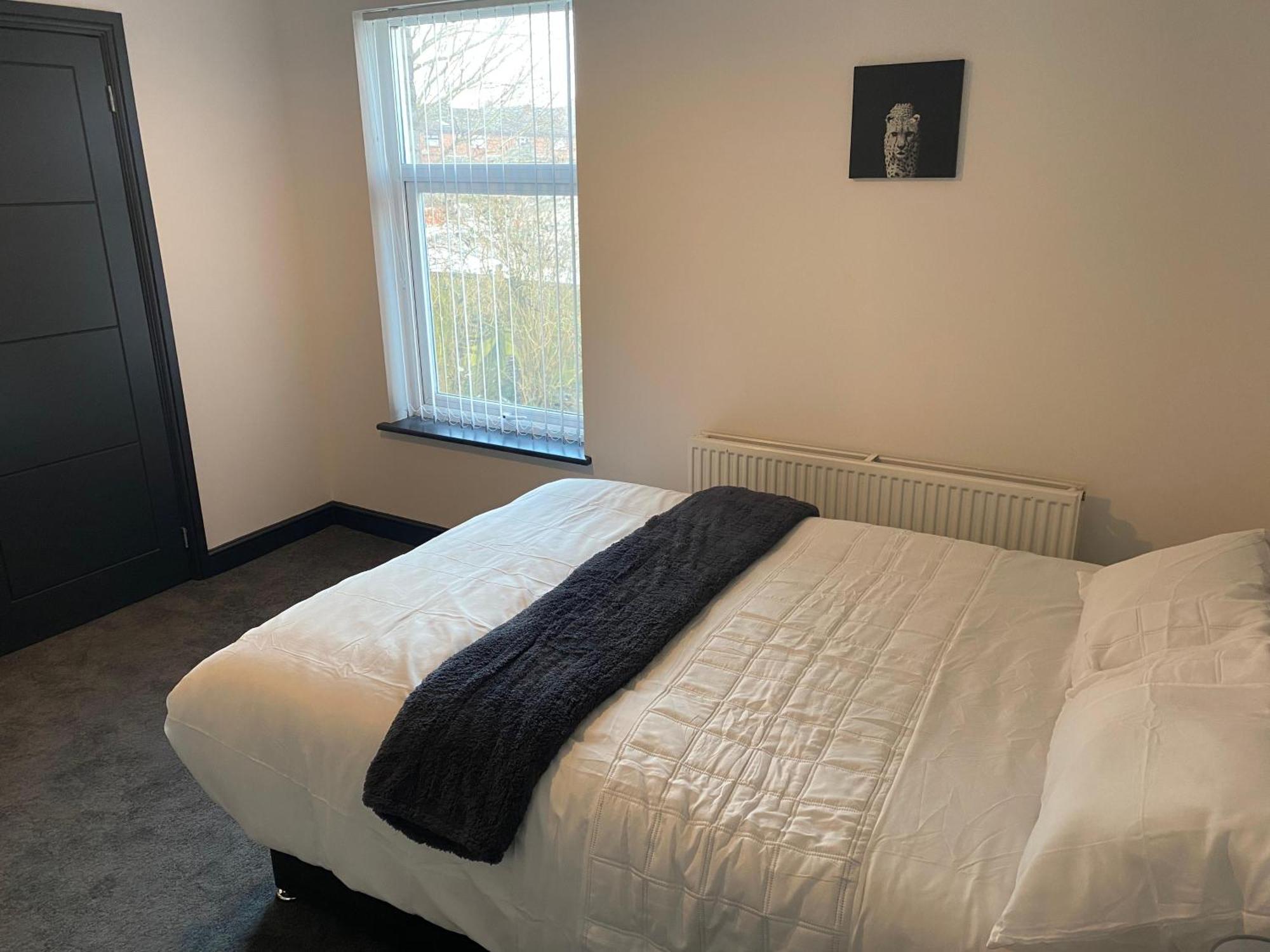 Houghton Guest House 1 Stoke-on-Trent Екстериор снимка